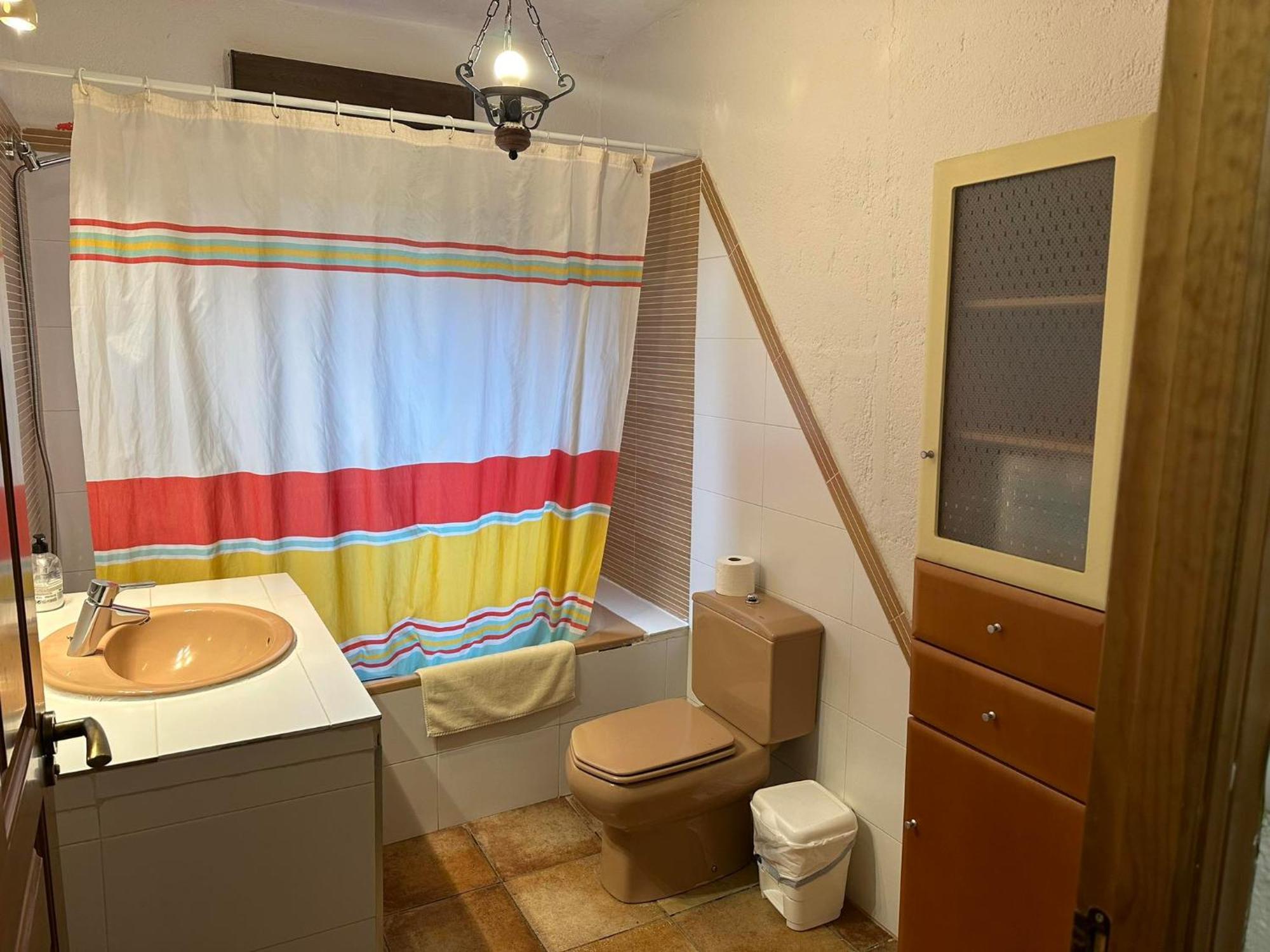 Vivienda De Uso Turistico El Nido Pensionat La Serrada Exteriör bild