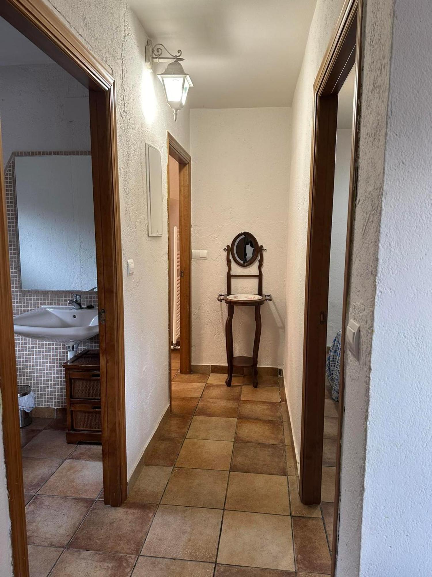 Vivienda De Uso Turistico El Nido Pensionat La Serrada Exteriör bild